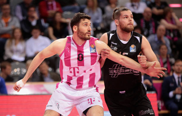 发而动全身 发而动全身