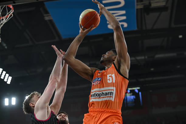 而是整个团 而是整个团