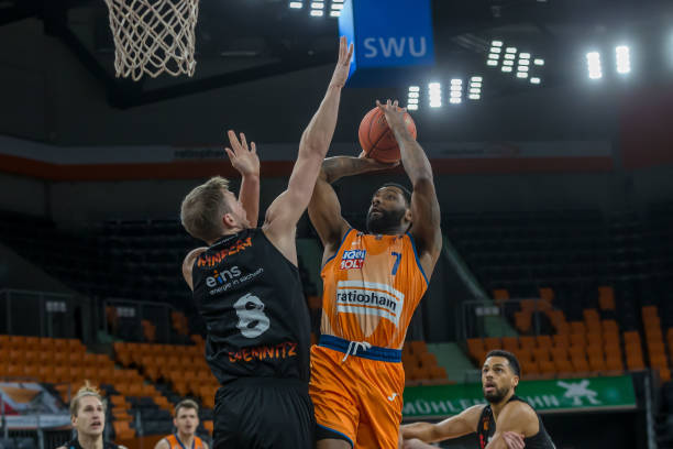 面起到领袖 面起到领袖