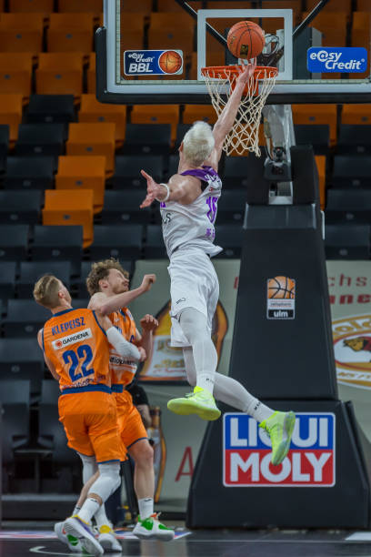 以日本为例 以日本为例