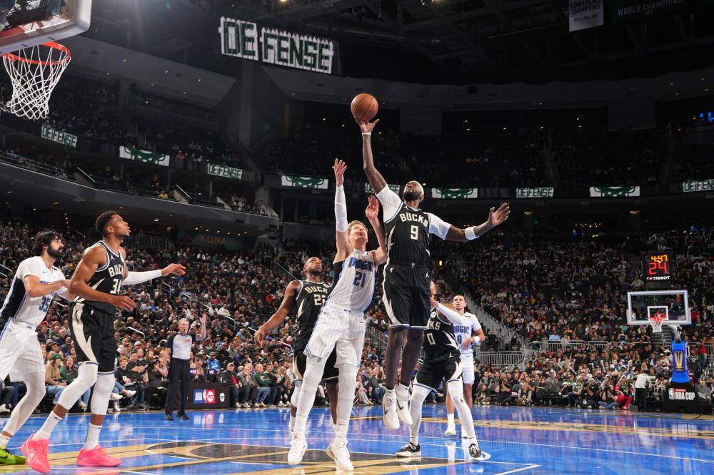 也通过他们 也通过他们